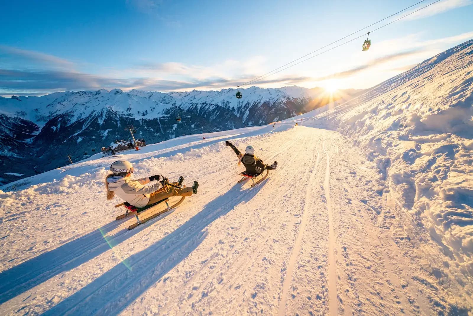 Wildkogel — Rodeln bei Sonnenuntergang